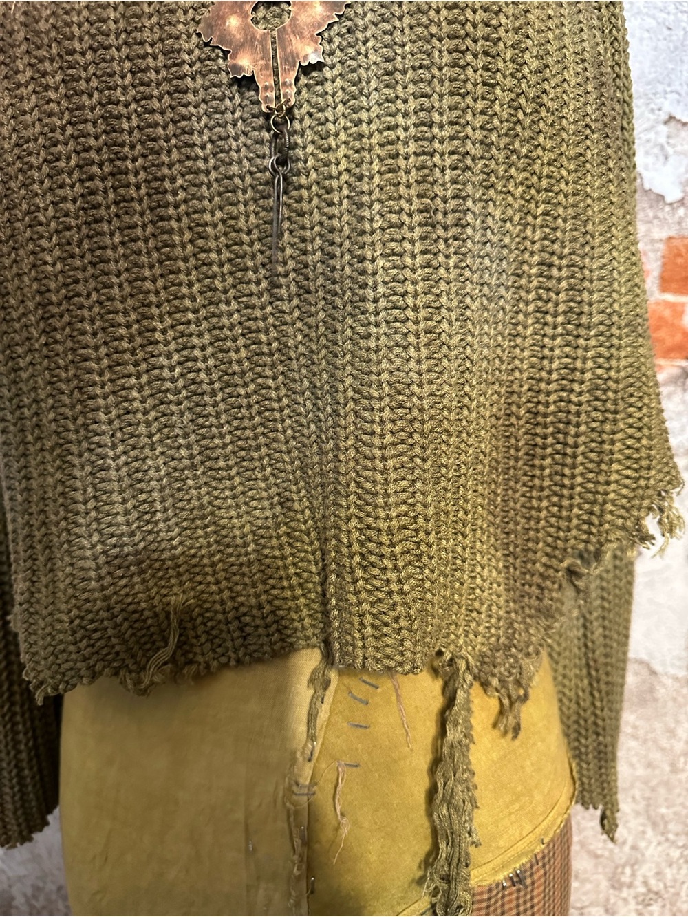 heavily distressed burnished sweater - Picture 3 of 12